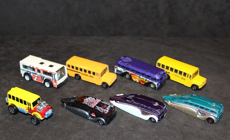 buses hot wheels